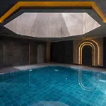 Hotel Hills & By Brown