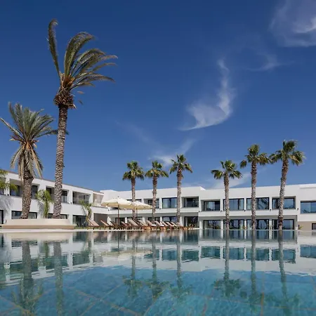 Hotel Paphos Hills & By Brown 4*