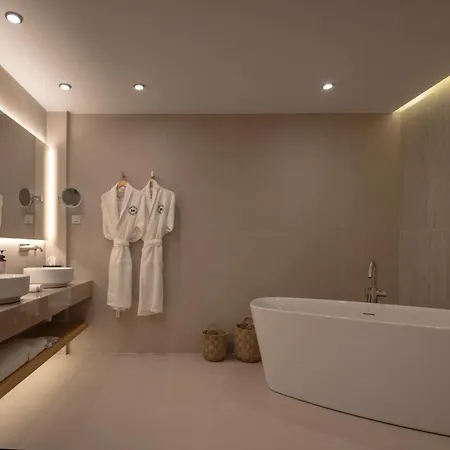 Отель Hills & By Brown Пафос