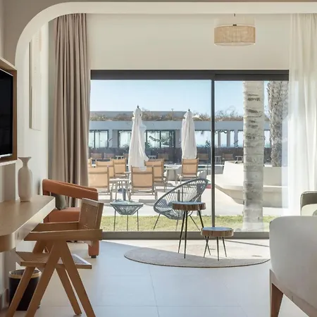 Hills & By Brown Paphos