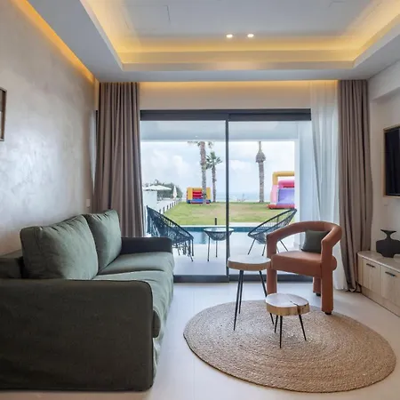 Hills & By Brown Hotel