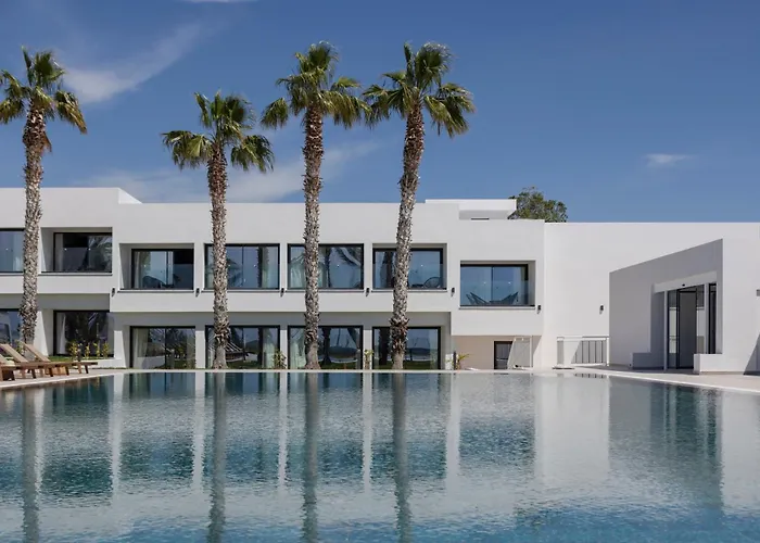 Hills & By Brown Ξενοδοχείο 4*