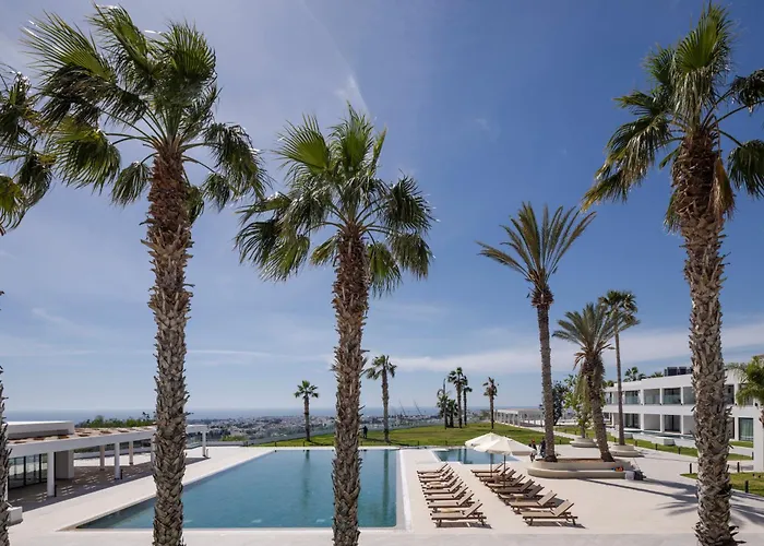 Hills & By Brown 4* Πάφος