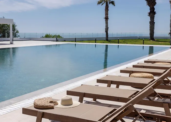 Ξενοδοχείο Hills & By Brown